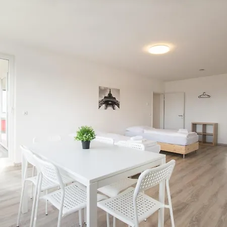 T&K Apartments Comfortable 3 Room Apartments With Balcony Duisburg Exterior photo