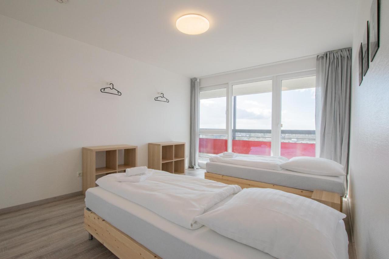 T&k Comfortable 3 With Balcony Apartment